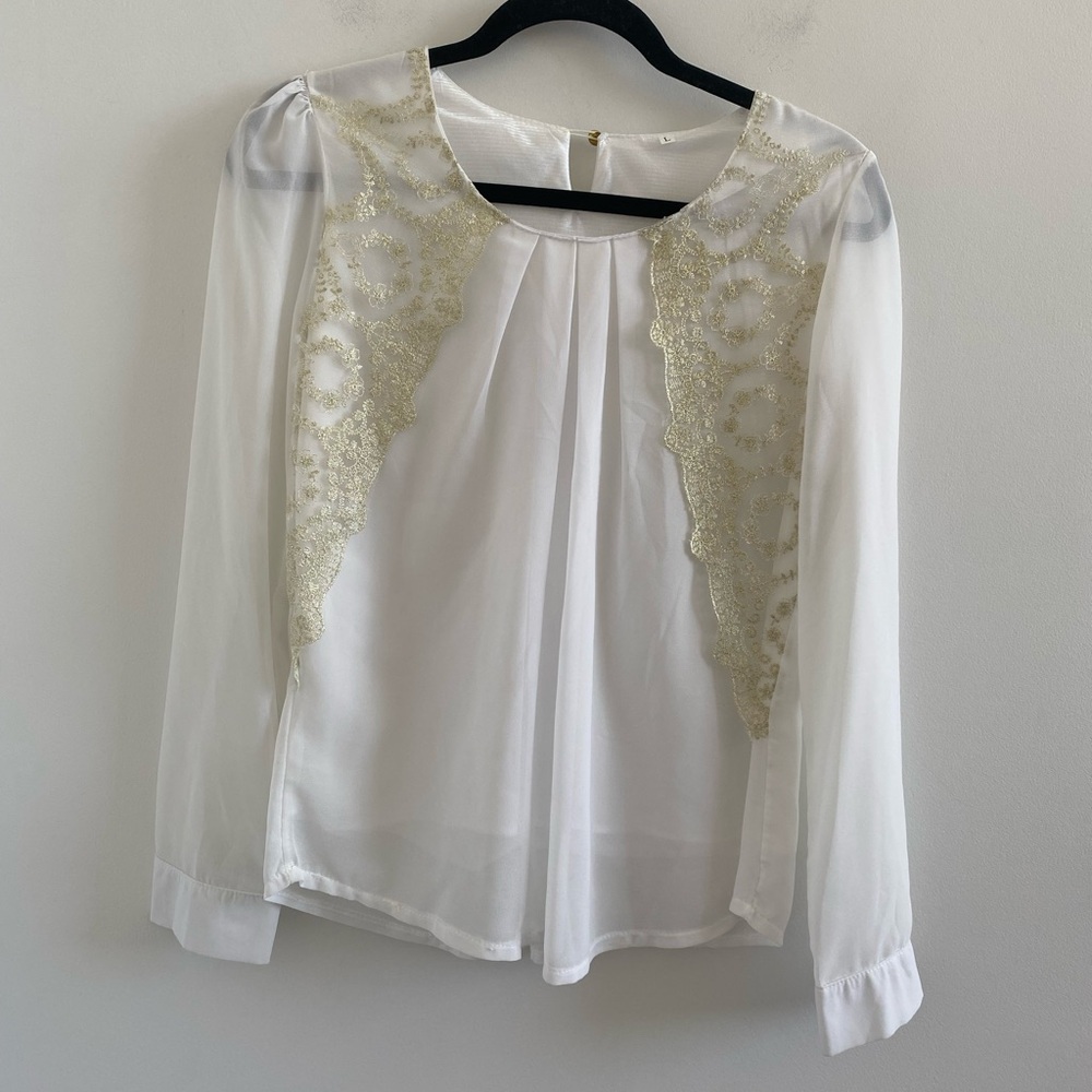 Elegant White Lace Women's Long Sleeve Top Size Large